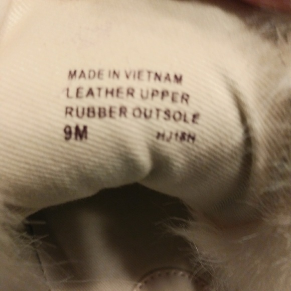 NWOT Michael Kors Sneakers With Faux Fur - Picture 7 of 8